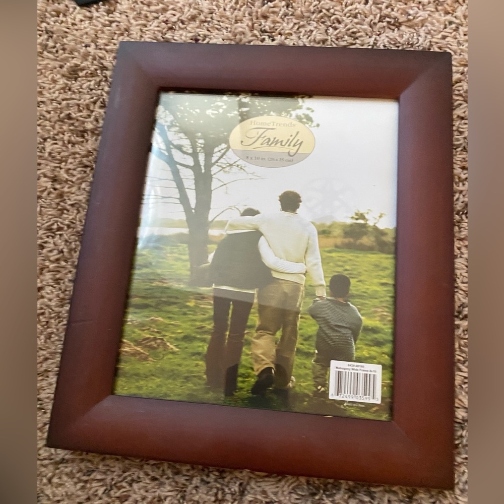 Home Trends 8x10 picture frame mahogany color